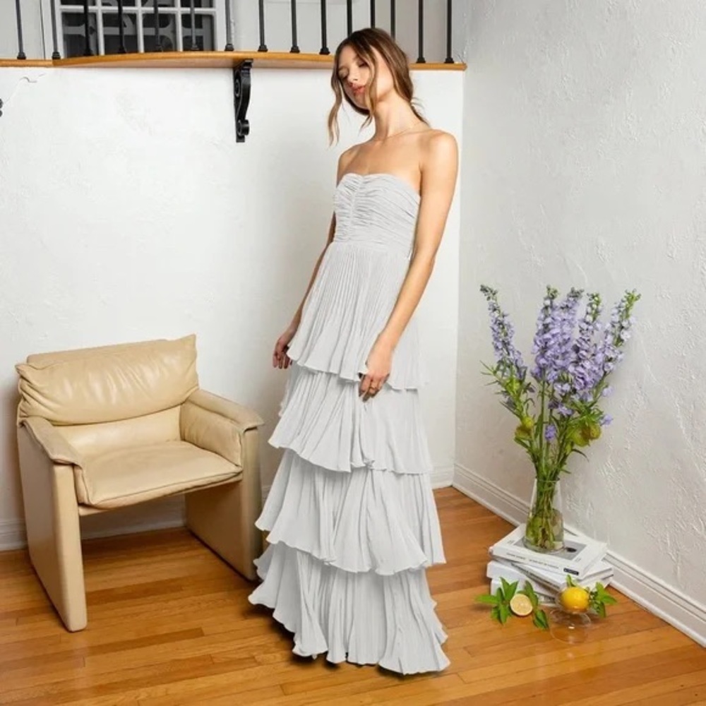 Fame & Partners Miyah dress